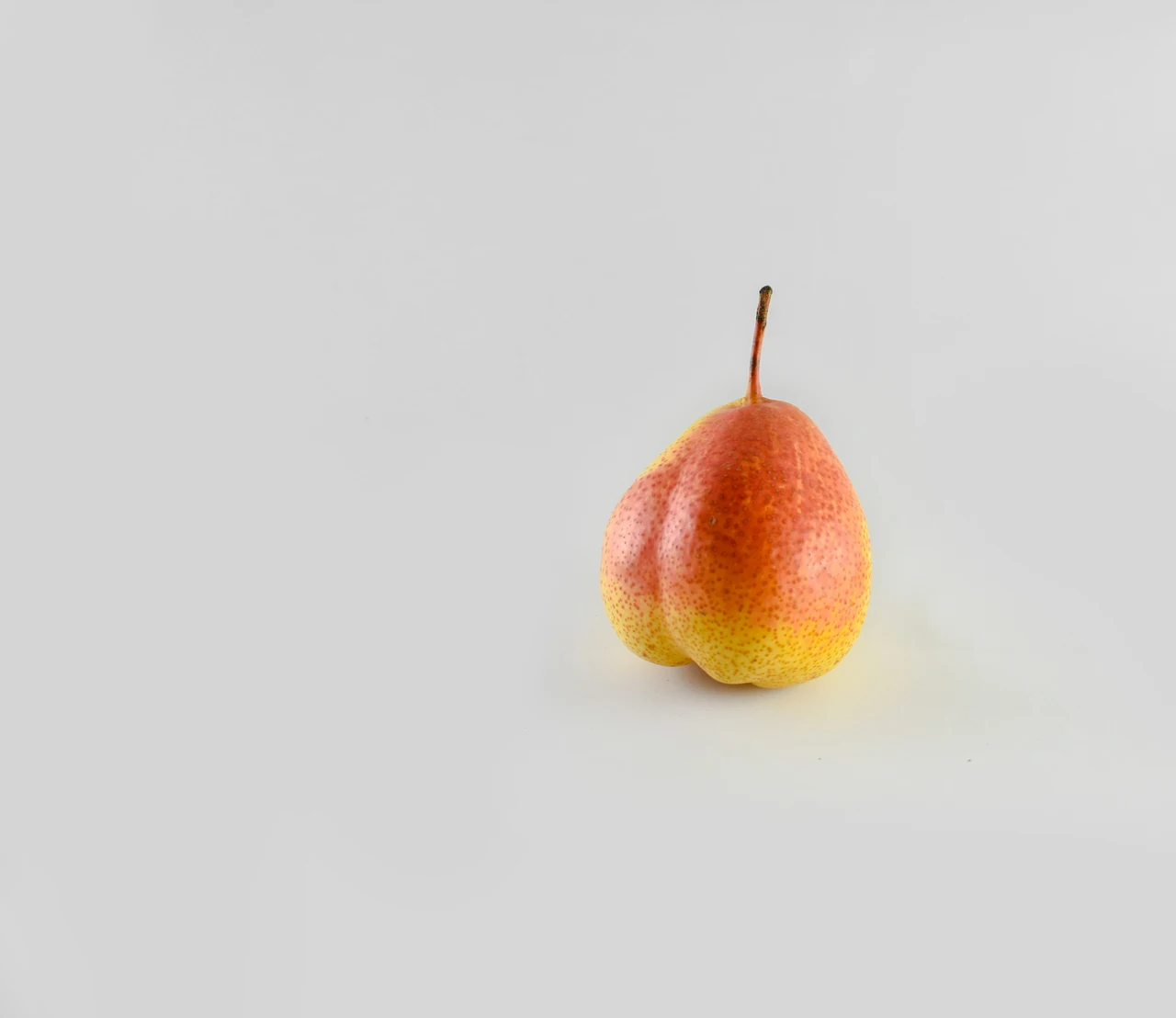 I benefici poco conosciuti delle pere consumate a stomaco vuoto Immagine selezionata